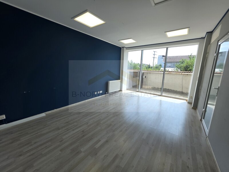 Pipera, Voluntari  Spatiu comercial de inchiriat  - Rond OMV